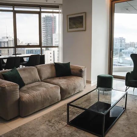 Apartment 360 Luxury One Bedroom *