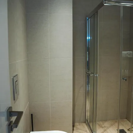Apartment 360 Luxury One Bedroom *