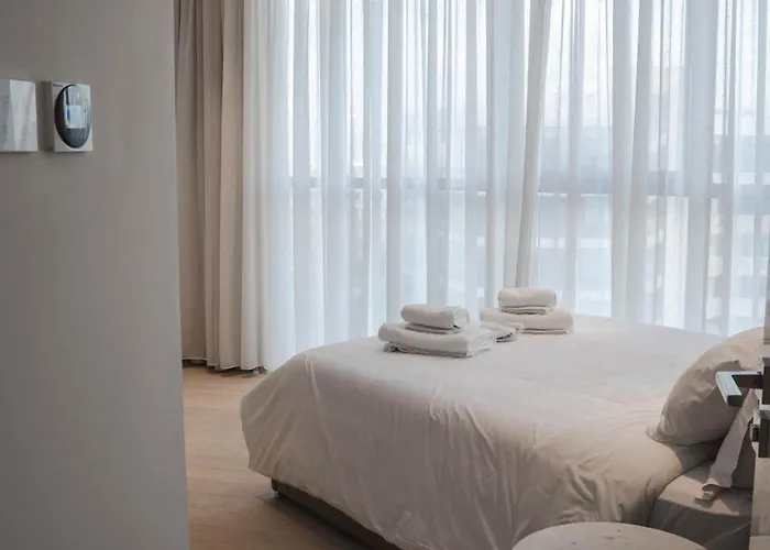 360 Luxury One Bedroom Apartmán *